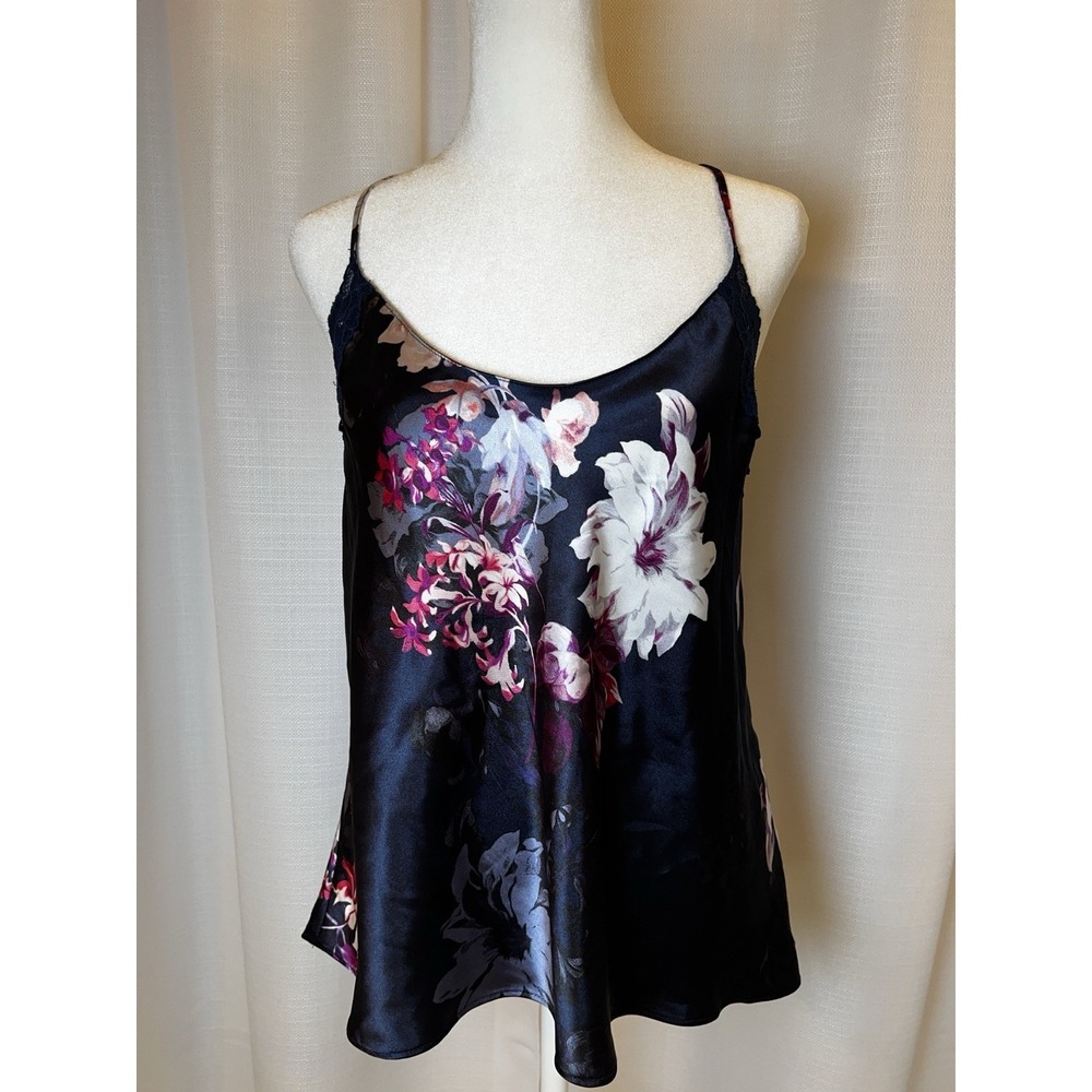 Lilac and London Women's‎ Two Piece Blue Floral Satin Pajamas size Large - Picture 9 of 10